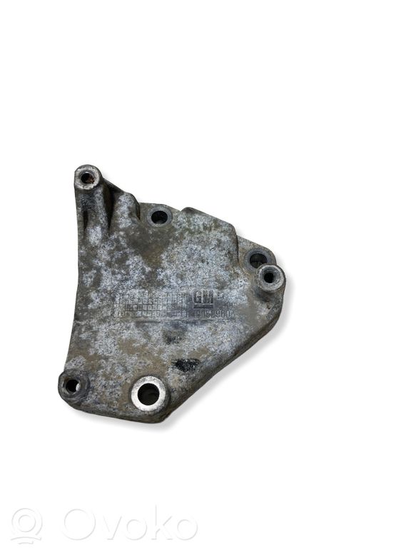 Opel Astra G Engine mounting bracket 