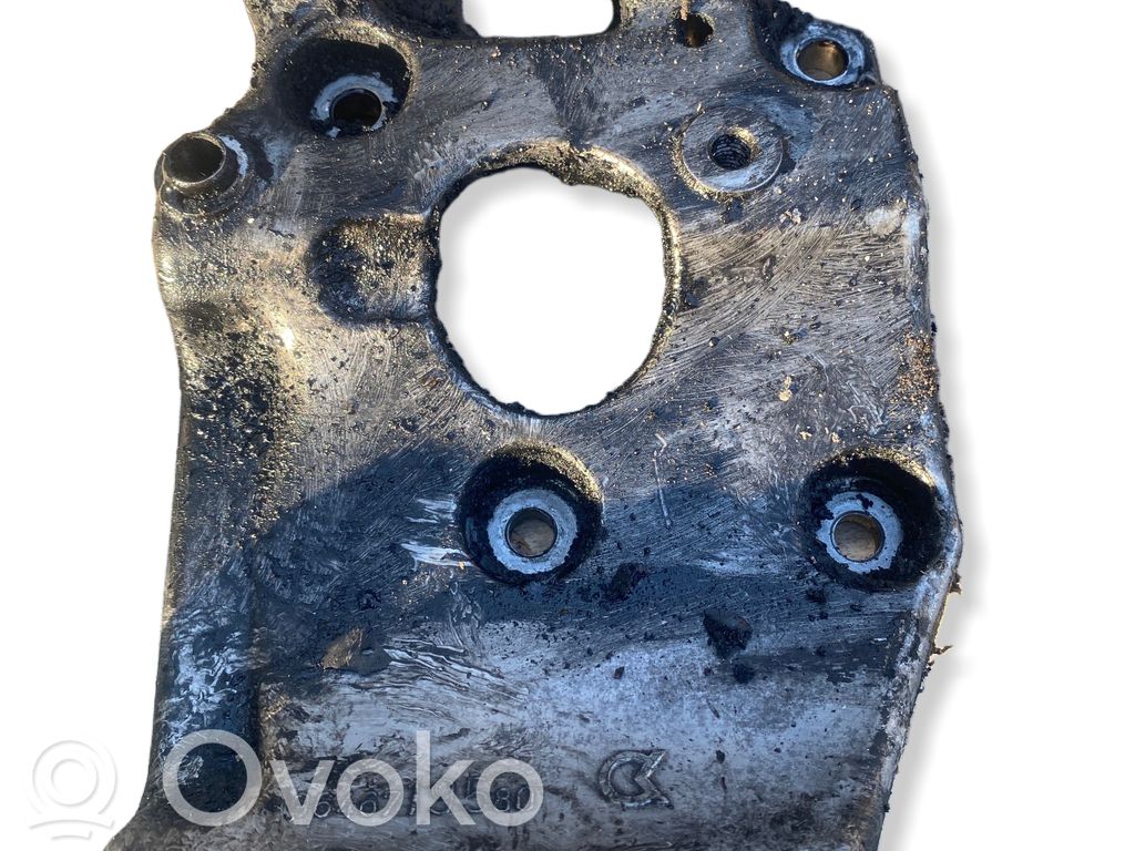 Peugeot 307 A/C compressor mount bracket 