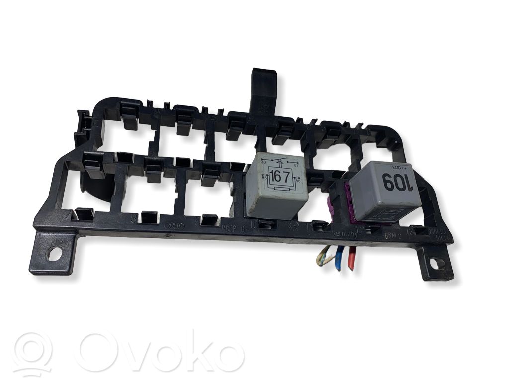 Volkswagen Bora Fuse module 