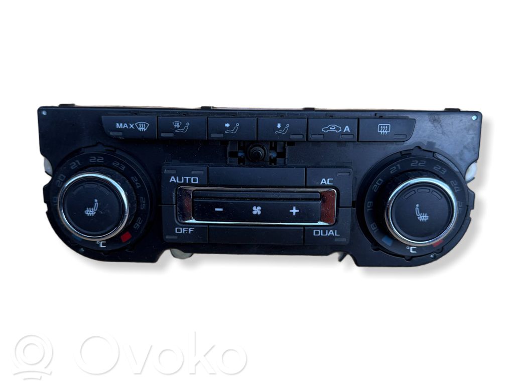 Skoda Superb B6 (3T) Panel klimatyzacji 