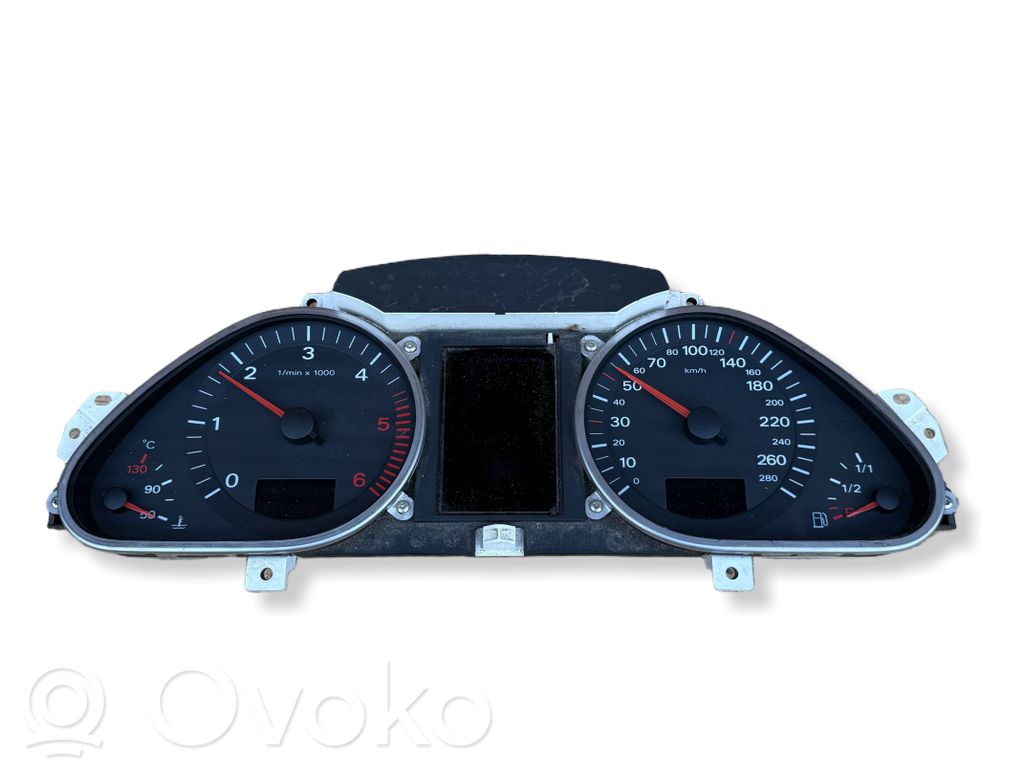 Audi A6 S6 C6 4F Licznik / Prędkościomierz 