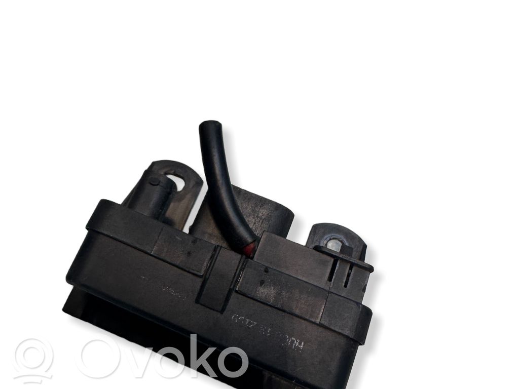 Mercedes-Benz C W203 Combustion relay 