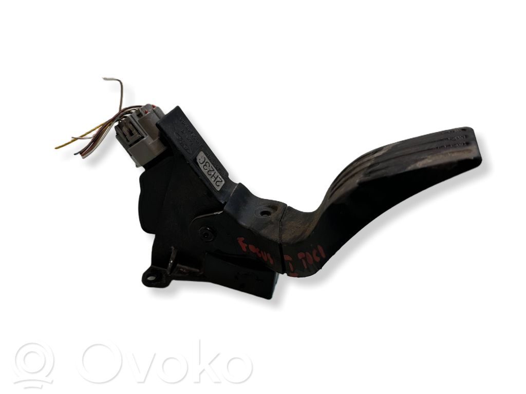 Accelerator throttle pedal   98AB9F836AE