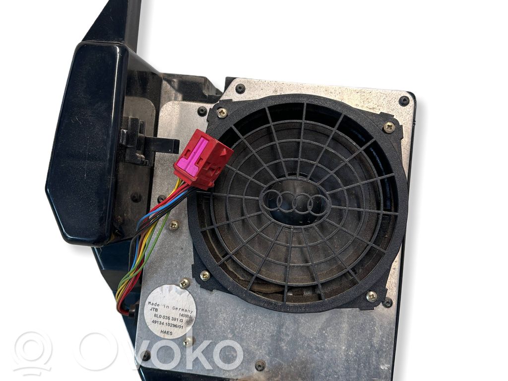 Audi A3 S3 8L Subwoofer 