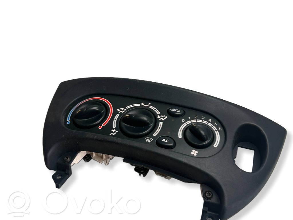 Climate control unit   658324B,101750