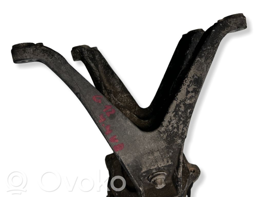 BMW 7 G11 G12 Engine mount bracket 
