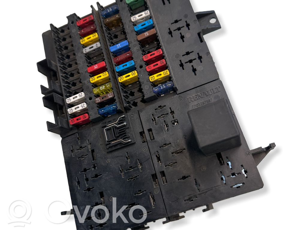 Renault Master II Fuse box set 