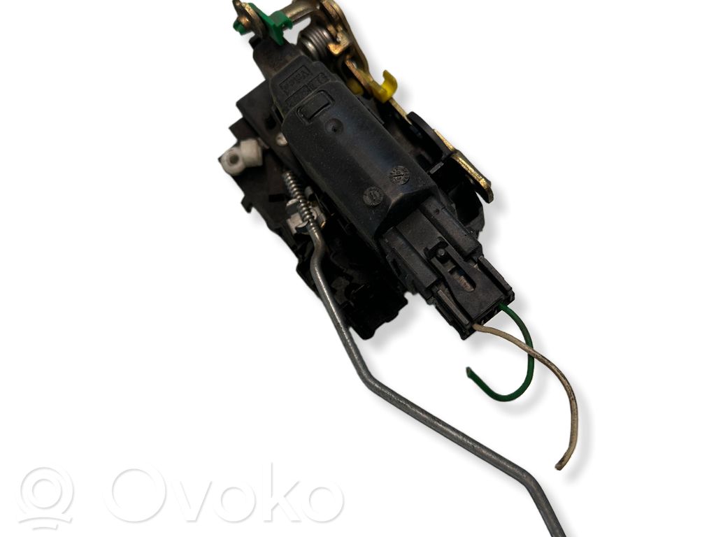 Front door lock   8987