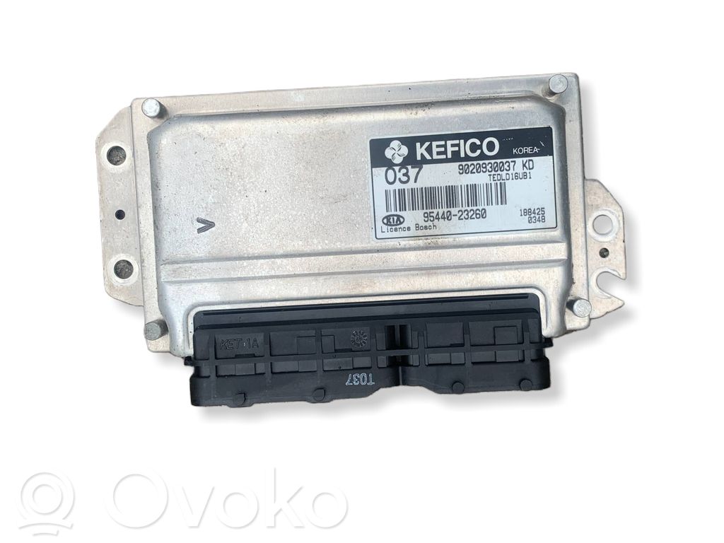 KIA Pro Cee'd I Fuse module 