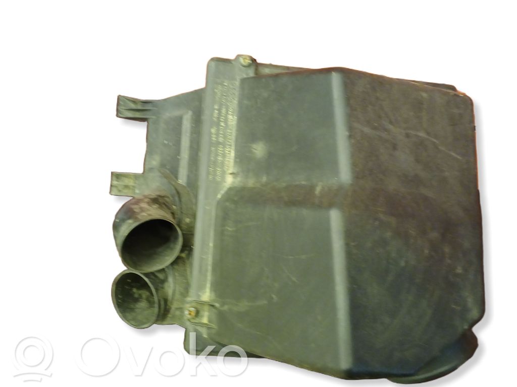 Audi A8 S8 D2 4D Obudowa filtra powietrza 