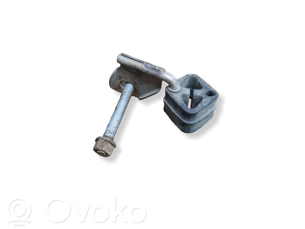 Muffler mount bracket/holder   7549977
