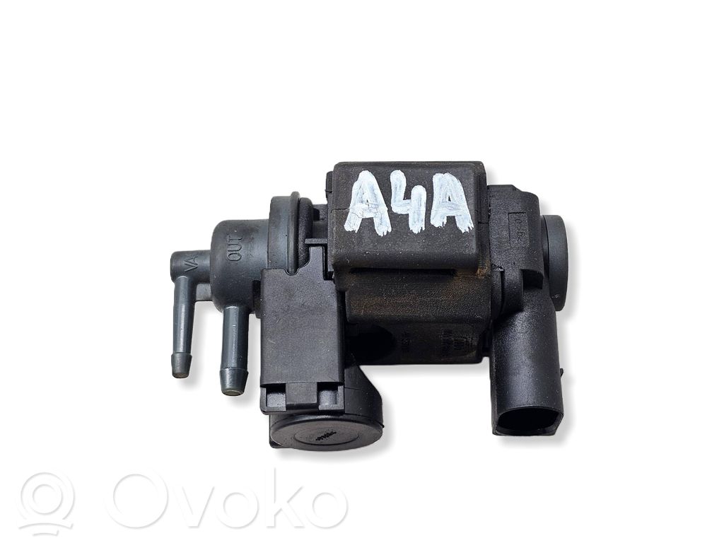 Audi A4 S4 B9 Turboahtimen magneettiventtiili 