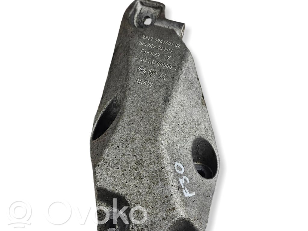 BMW 3 F30 F35 F31 Engine mounting bracket 