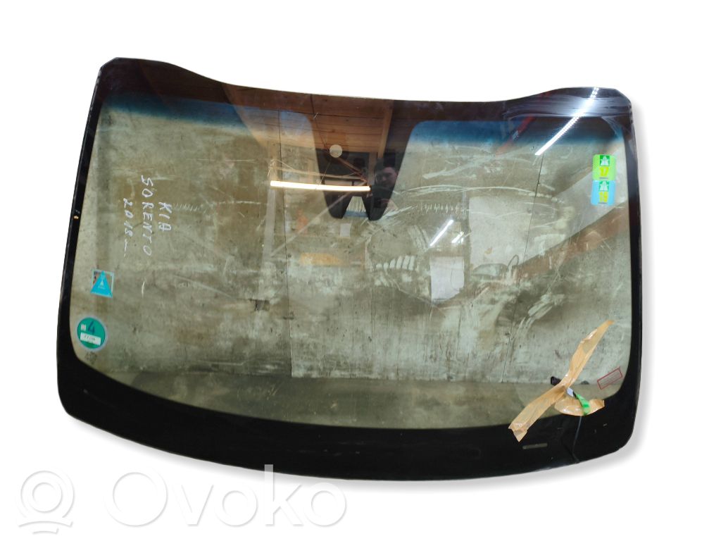KIA Sportage Front windscreen/windshield window 