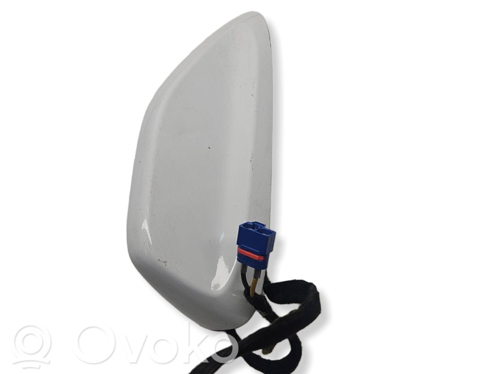 Chrysler Pacifica Antena aérea GPS 