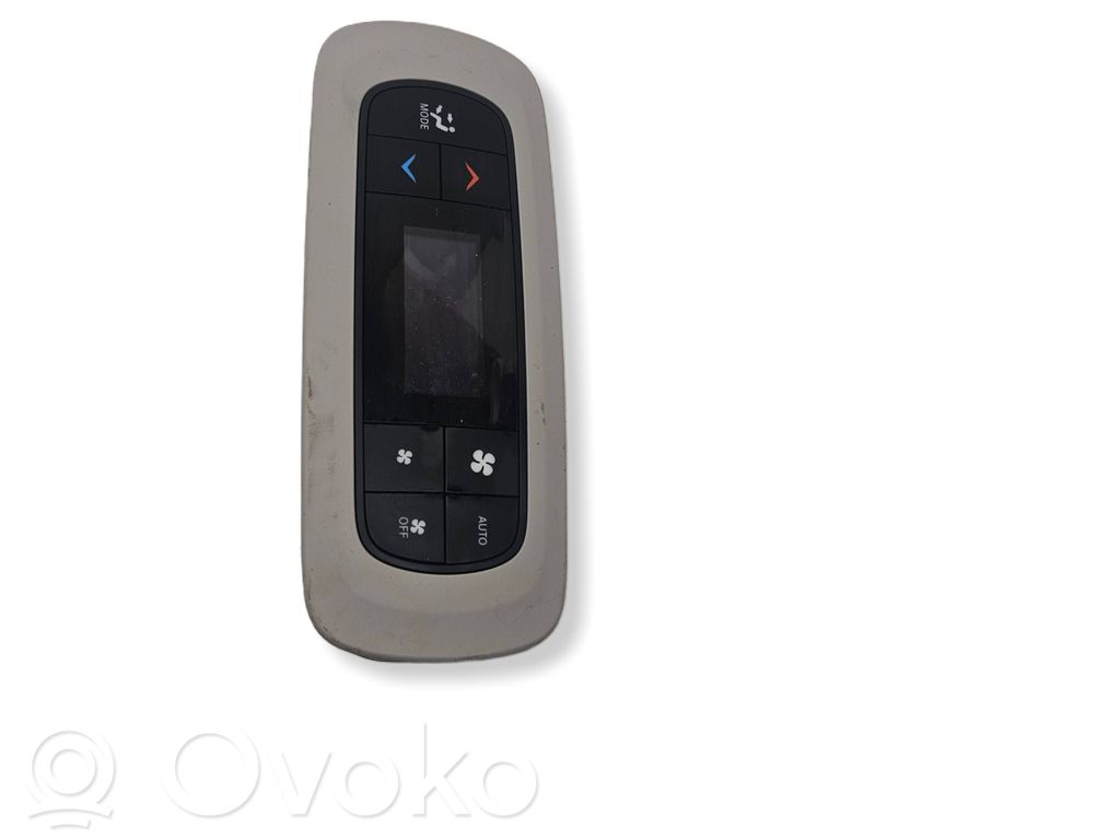 Chrysler Pacifica Climate control unit 