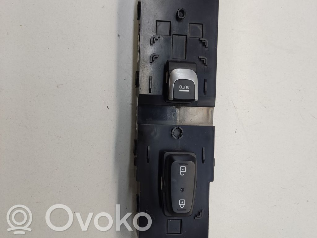 KIA Optima Electric window control switch 