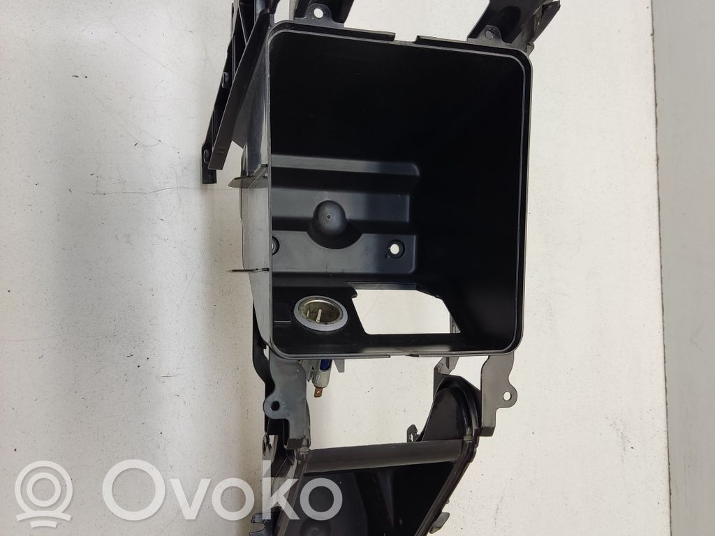 Saab 9-3 Ver2 Cita veida vidus konsoles (tuneļa) elementi 