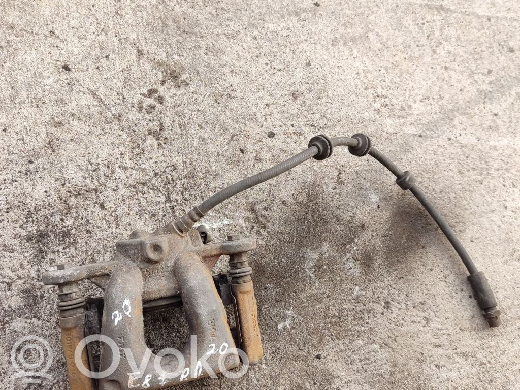 Front brake caliper   5422