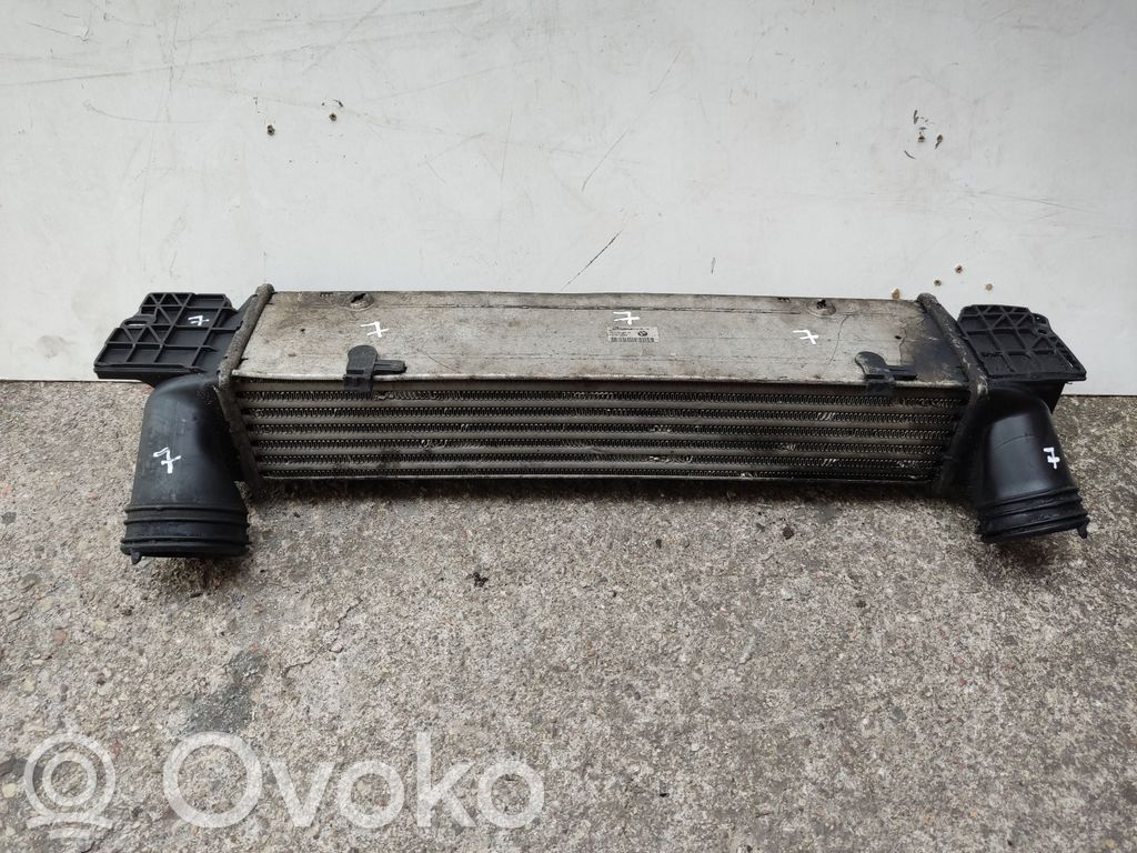 BMW 1 E82 E88 Interkūlerio radiatorius 