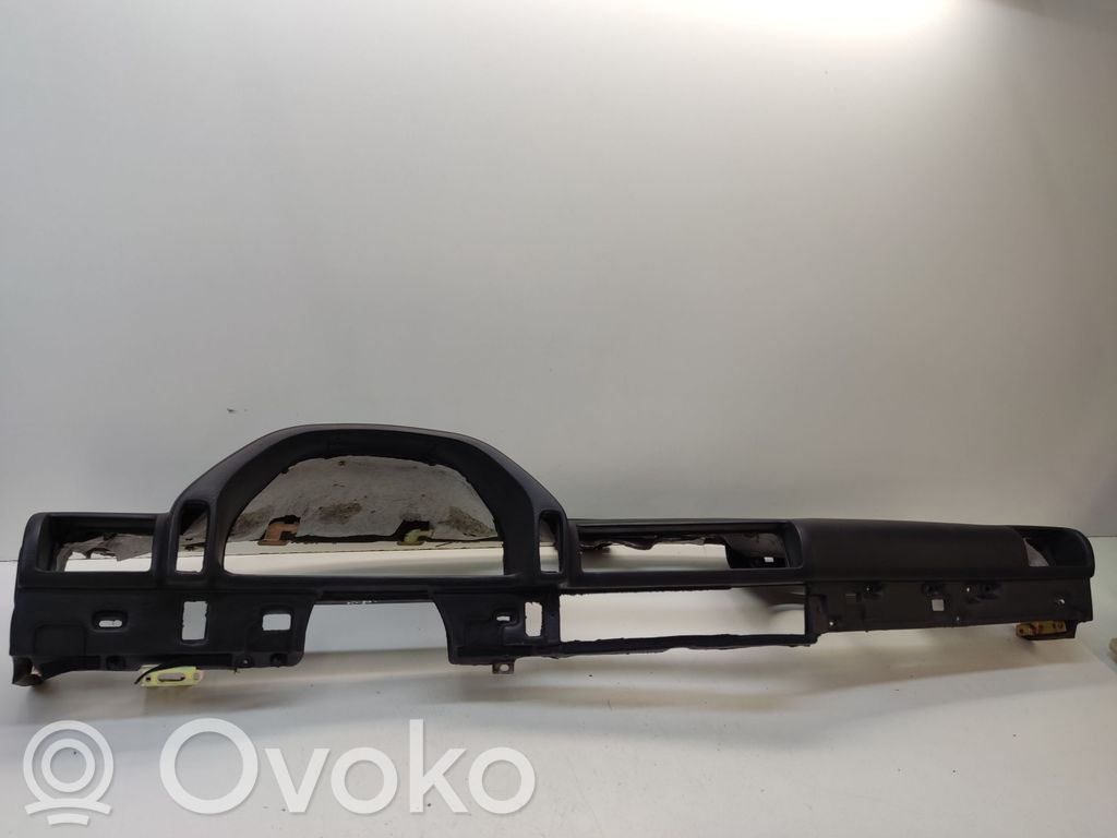 BMW 7 E32 Панель 