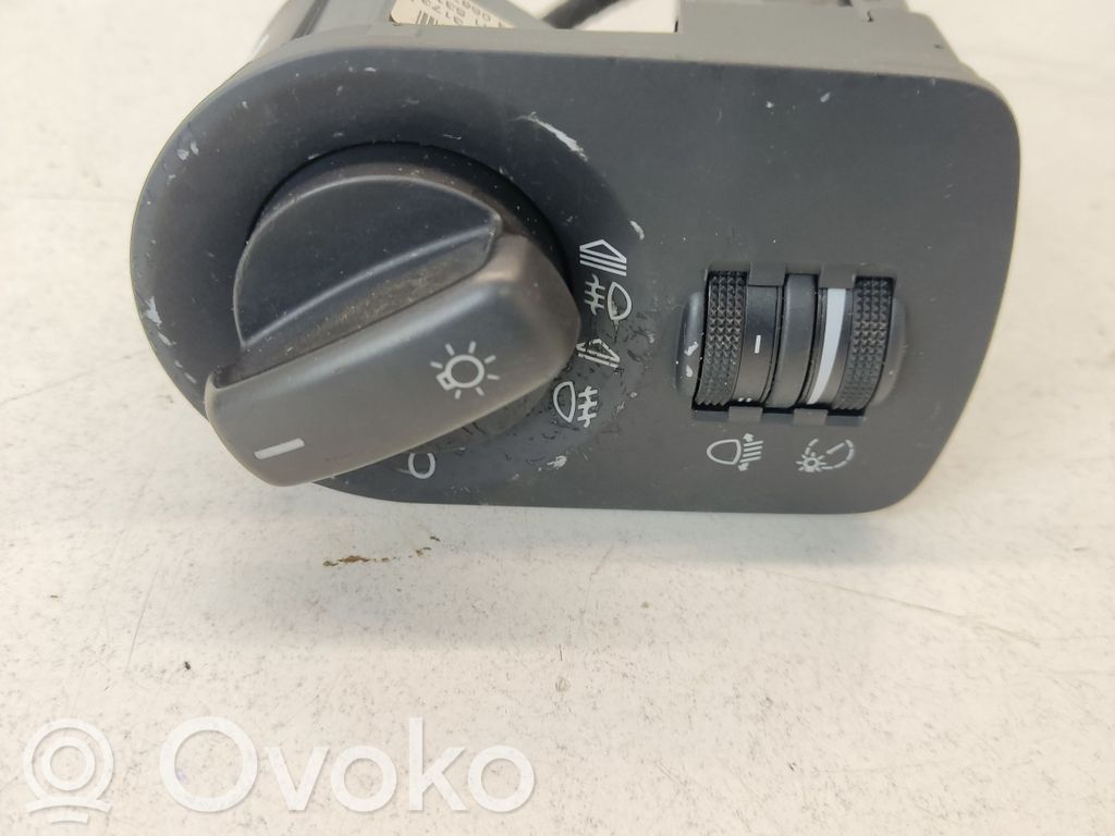 Audi A3 S3 8P Light switch 