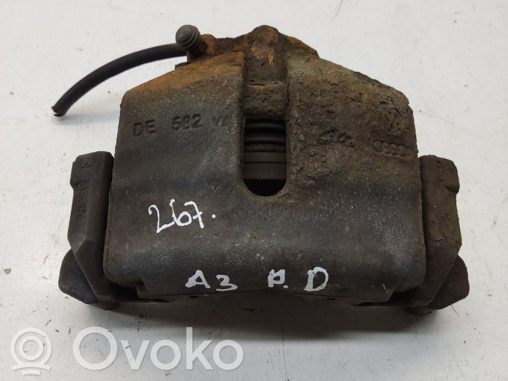 Audi A3 S3 8P Etujarrusatula 