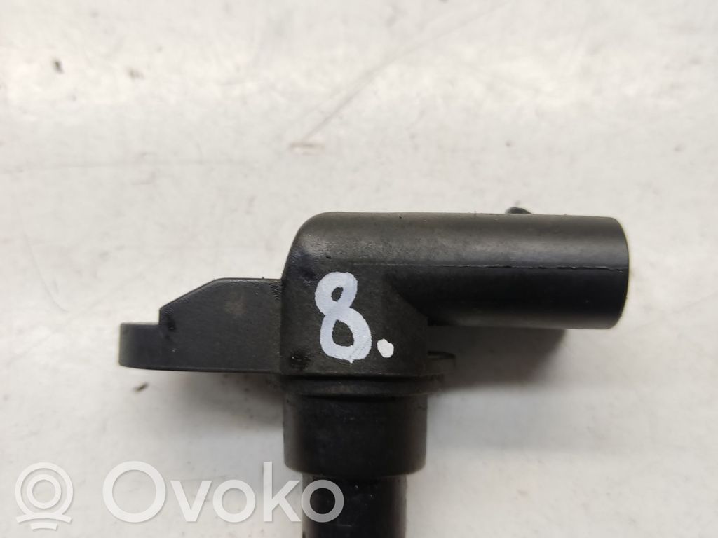 BMW 5 E39 Camshaft position sensor 