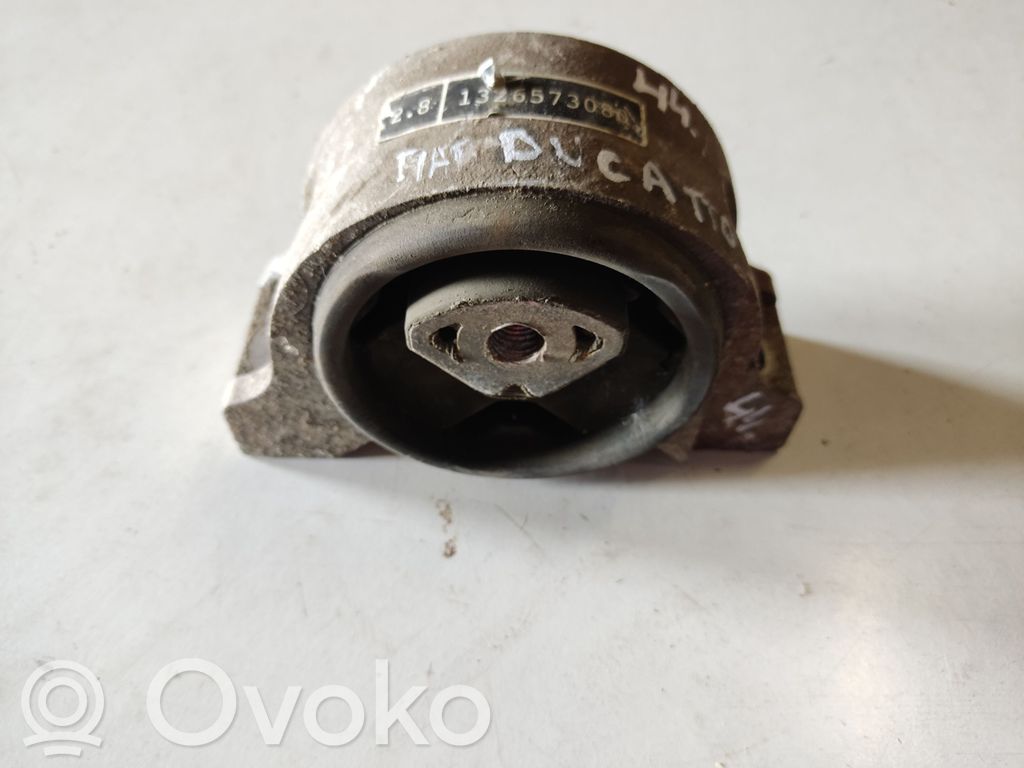Engine mount bracket   2326573080