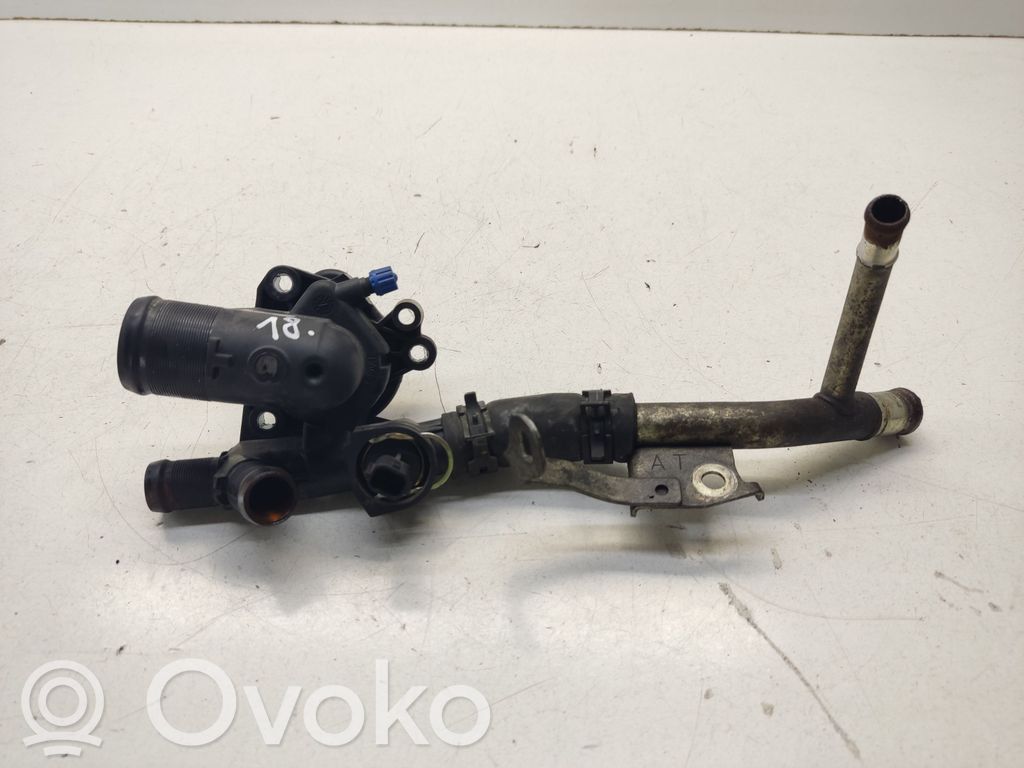 Nissan Qashqai Termostaatin kotelo 