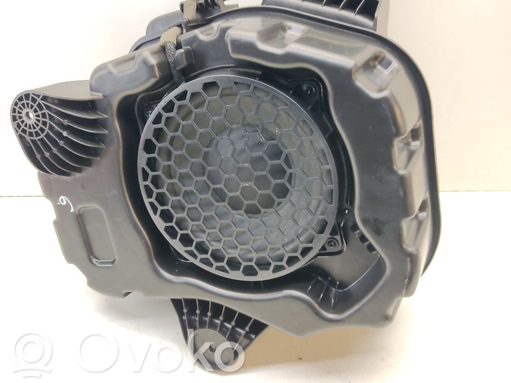KIA Optima Subwoofer 