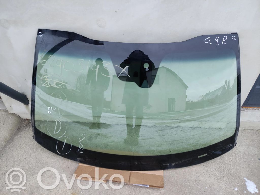Front windscreen/windshield window   43R000380