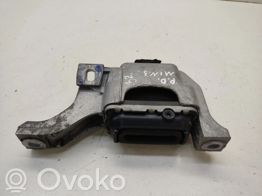 Mini Cooper Countryman R60 Engine mount bracket 