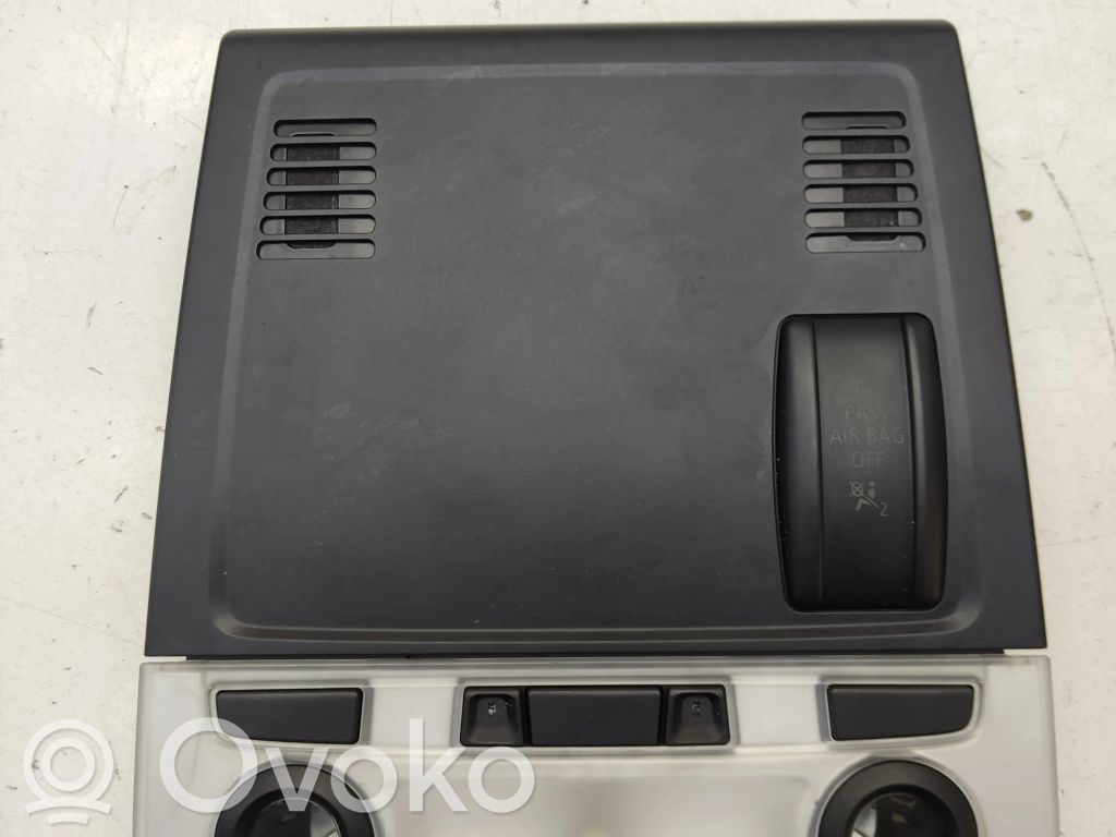 BMW 1 E81 E87 Etuistuimen valo 