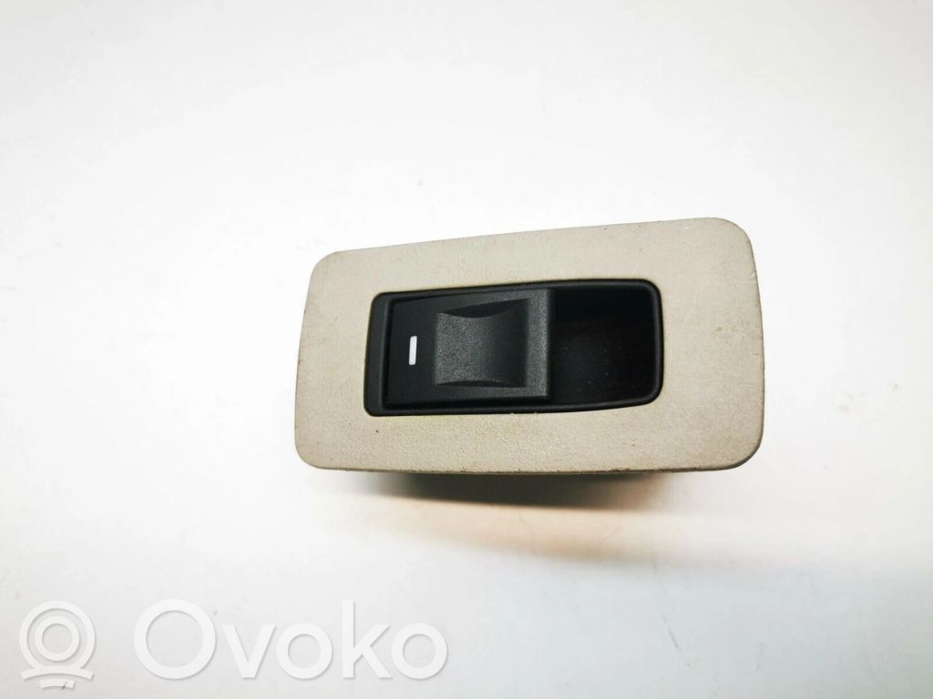 Chrysler 300 - 300C Electric window control switch 