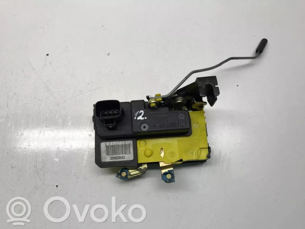 Volvo S80 Front door lock 