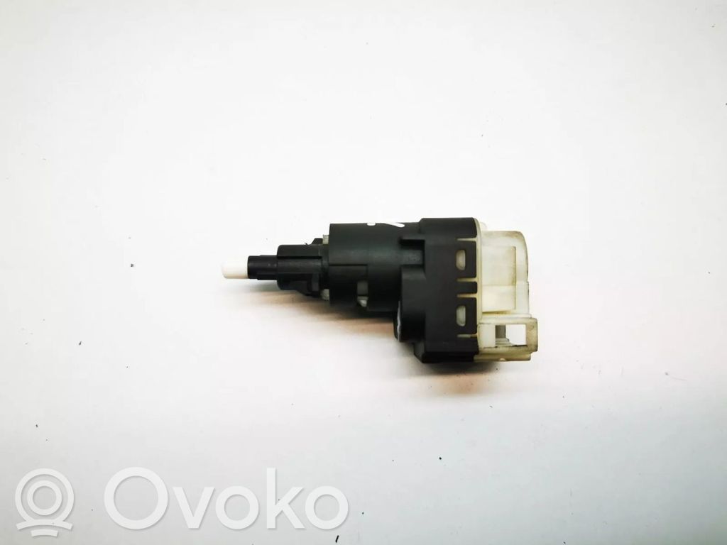 Audi A4 S4 B7 8E 8H Brake pedal sensor switch 