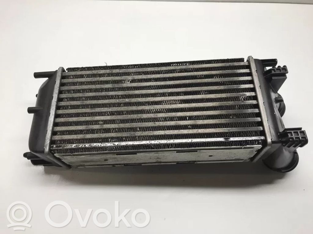 Peugeot 308 Interkūlerio radiatorius 