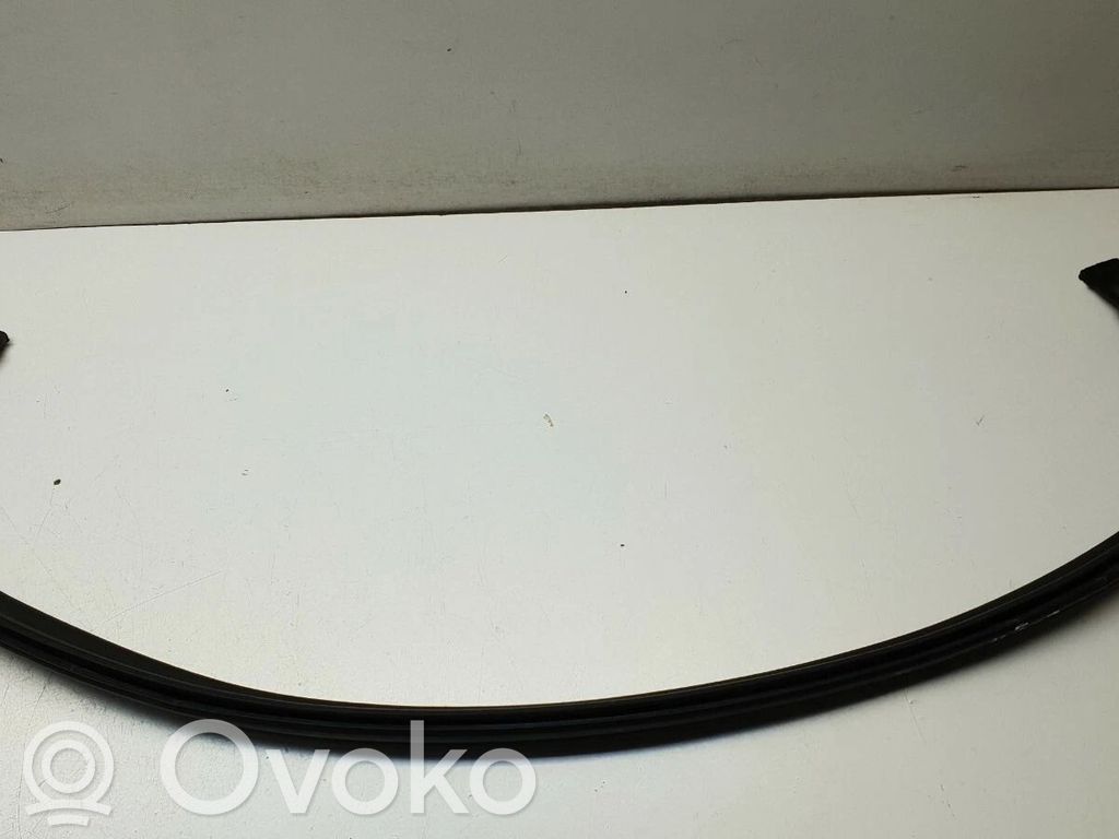 BMW M3 Engine compartment rubber 