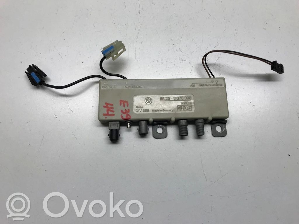 BMW 5 E39 Antenos stiprintuvas 