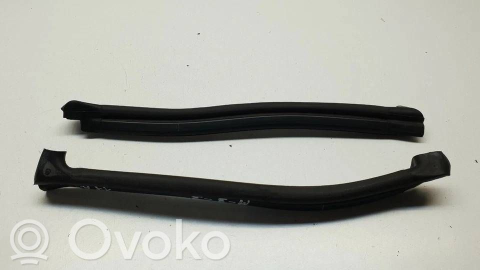 BMW M3 Engine compartment rubber 