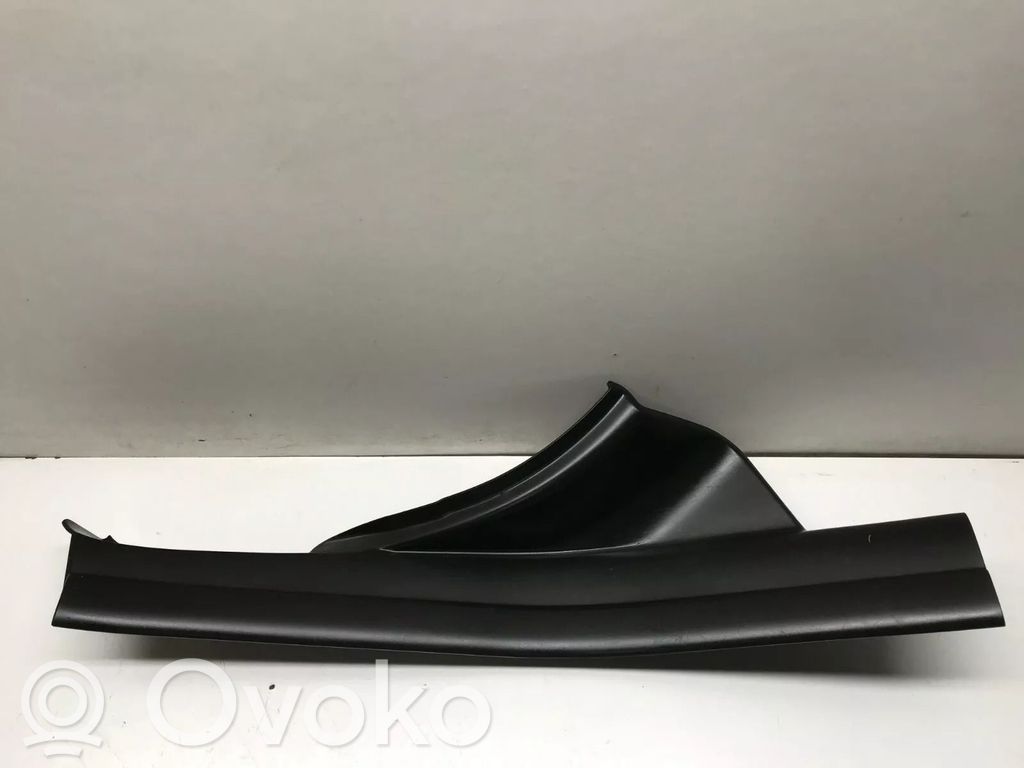 BMW X3 E83 Moldura protectora del borde trasero 