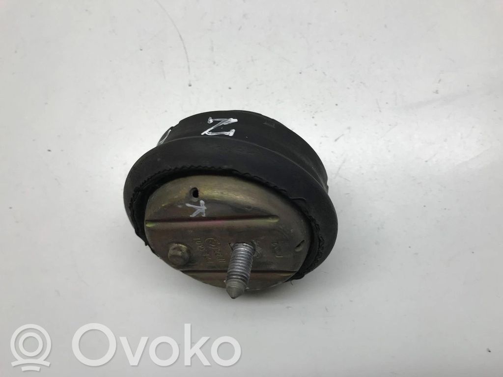 BMW Z4 E85 E86 Engine mount bracket 