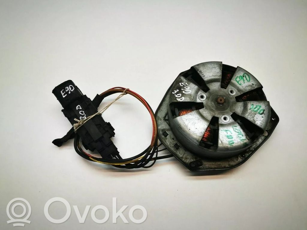 BMW 3 E90 E91 Elektrisks radiatoru ventilators 