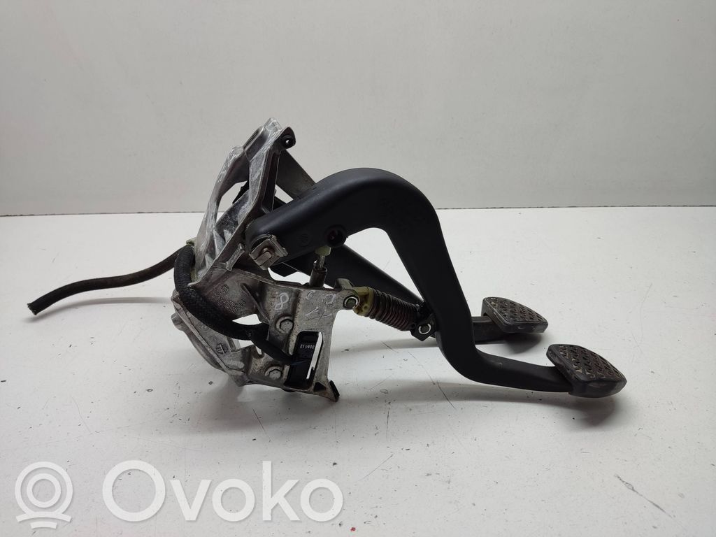 BMW X1 E84 Assemblage pédale 