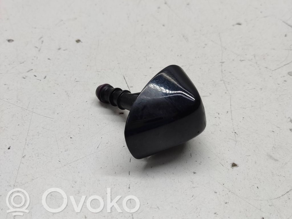 Windshield washer spray nozzle   7179466