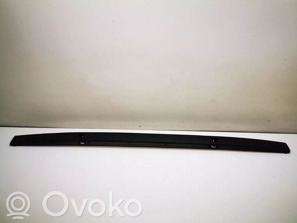 BMW 3 E36 Listwa zderzaka tylnego 