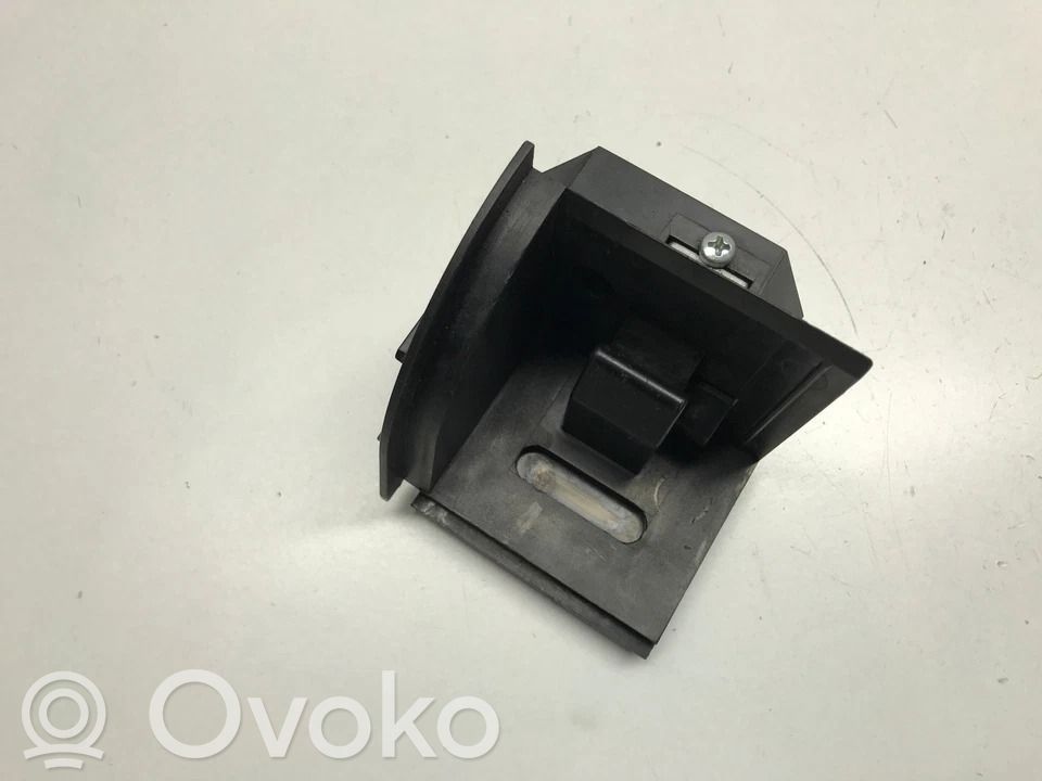 BMW 3 E46 Suport fixare panou colete 