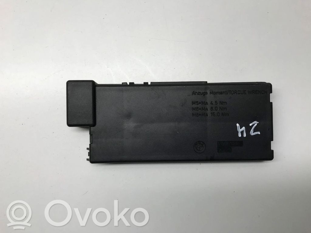 BMW Z4 E85 E86 Fuse box cover 