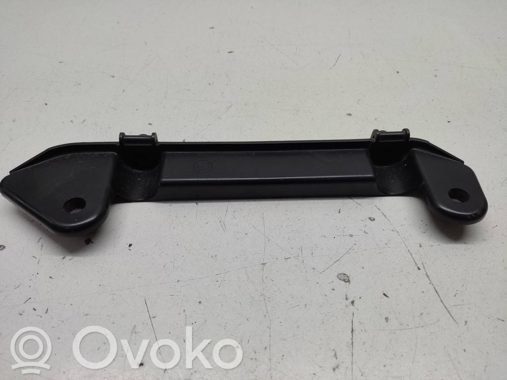 Radiator mount bracket   1709347,17111709347,510671